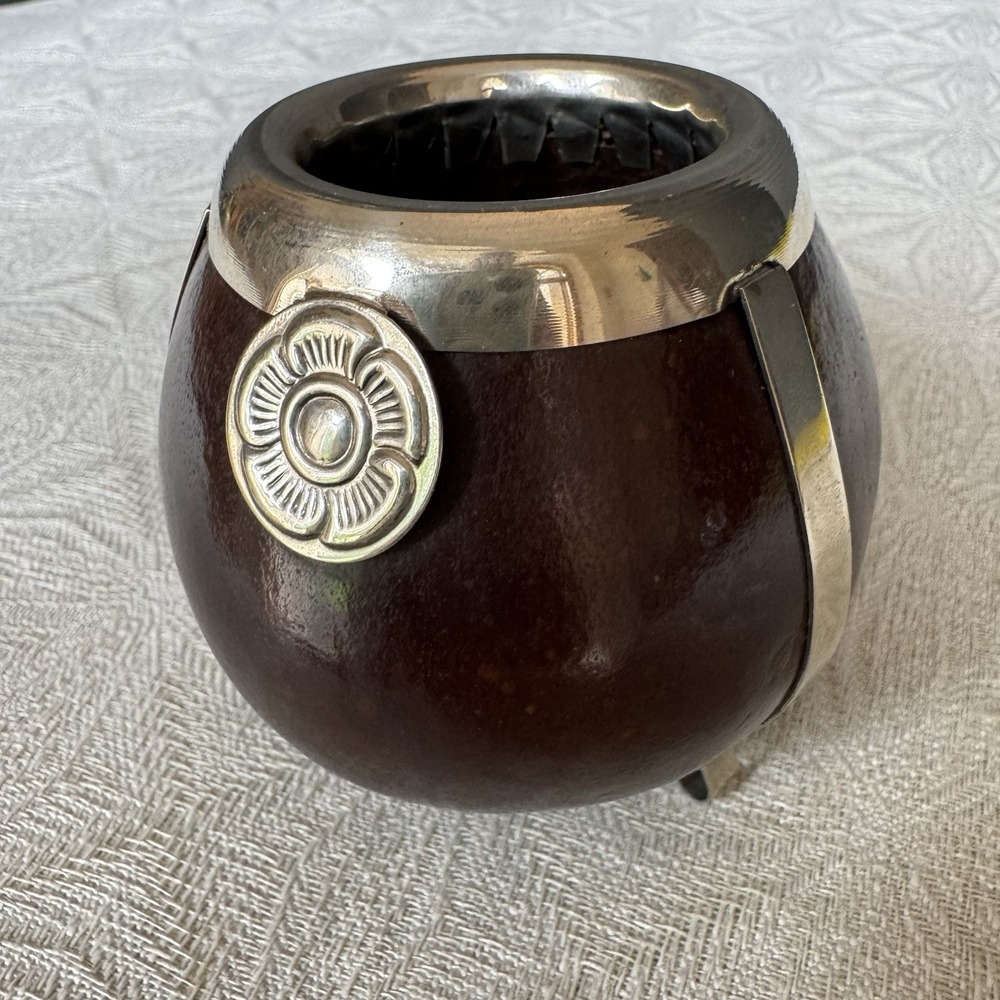 Argentinian Bombilla Yerba Mate Footed Gourd Cup ~ Nickel Silver Embossed Flower